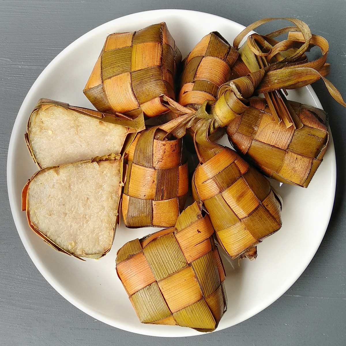 What Makes Indonesia's Ketupat so Legendary? Check Out These 5 Facts! -  Indonesia Travel
