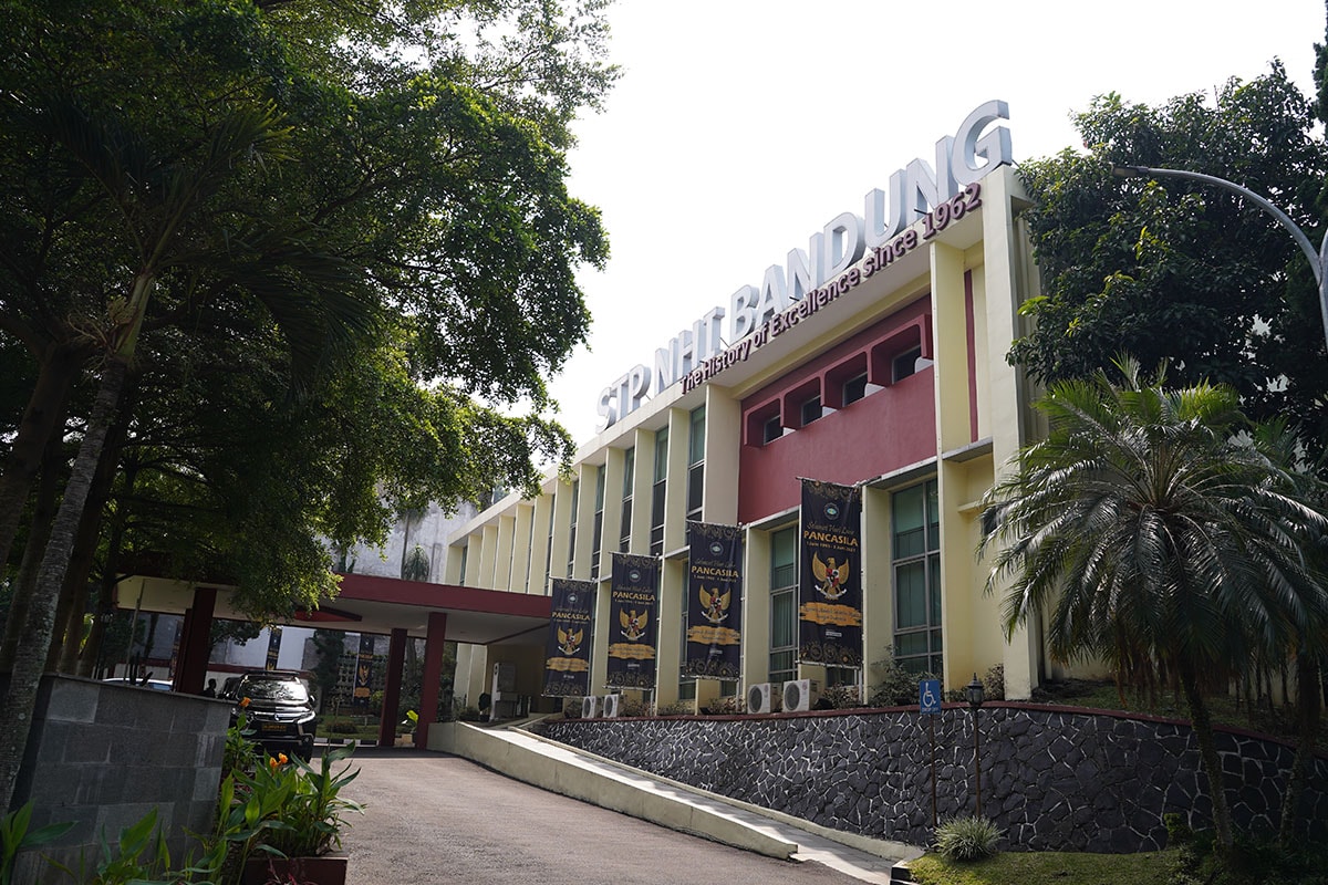 Sekolah Tinggi Pariwisata (STP) Bandung