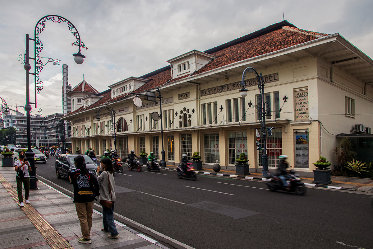 Menikmati Berbagai Sudut Instagenic di Jalan Braga
