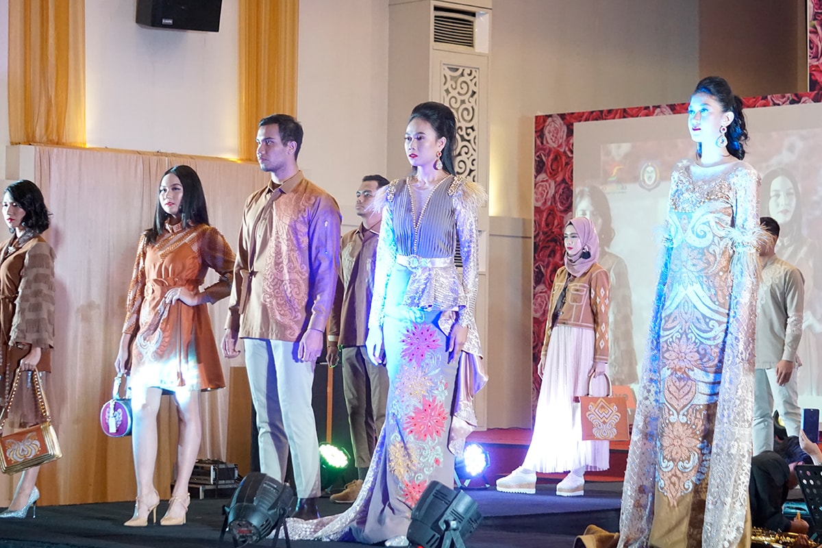 Gorontalo Karnaval Karawo 2022: Sulap Kain Tradisional Jadi Kekayaan
