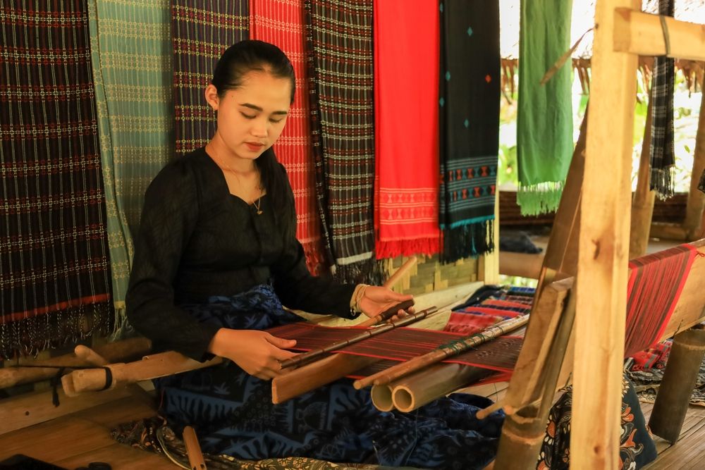 Kain Tenun Baduy: Warisan Budaya yang Bernilai Tinggi 