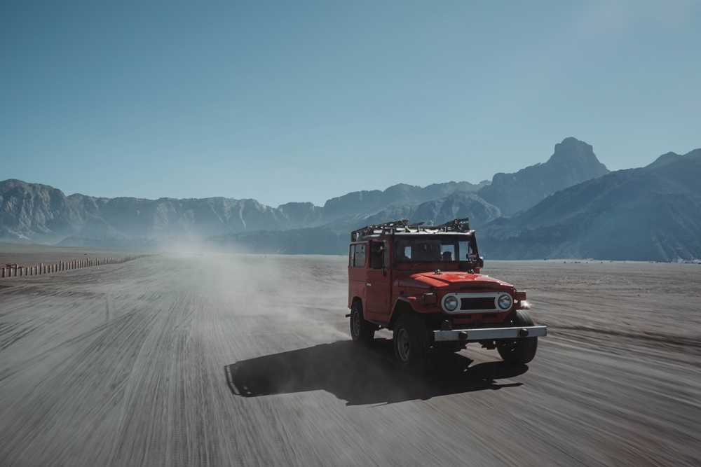 8 Spot Road Trip Jawa yang Seru dan Berkesan