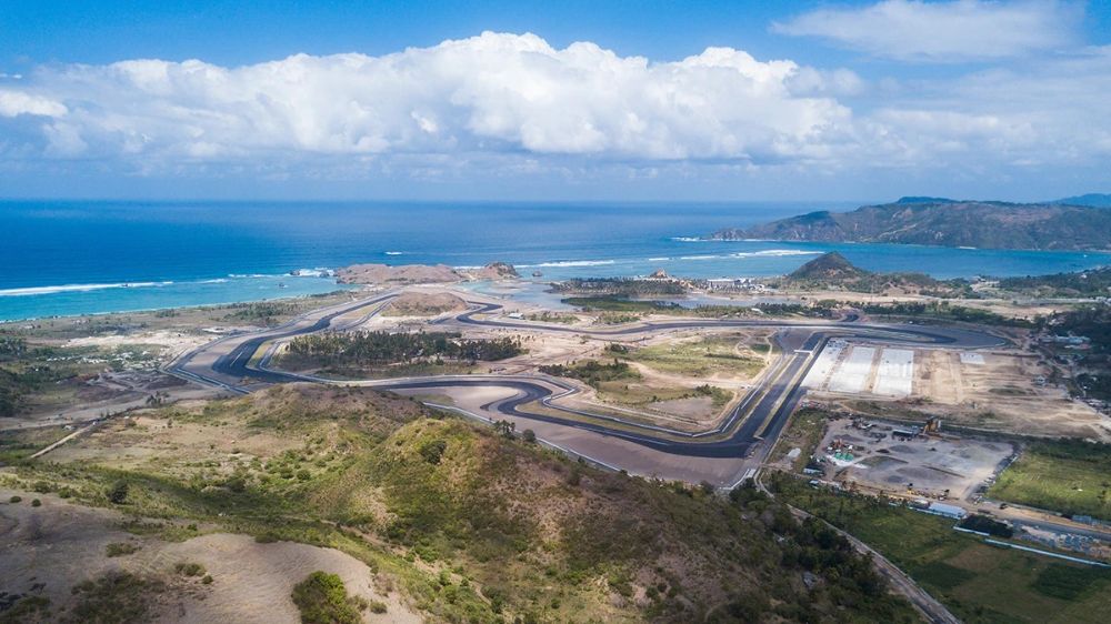 hero image for travel ideas detail