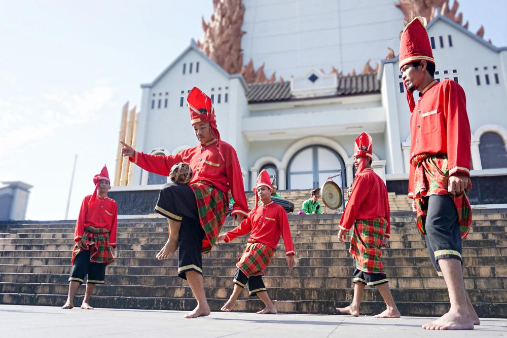 Torompio, Seruling Bambu Panjang Tradisional Khas Sulteng
