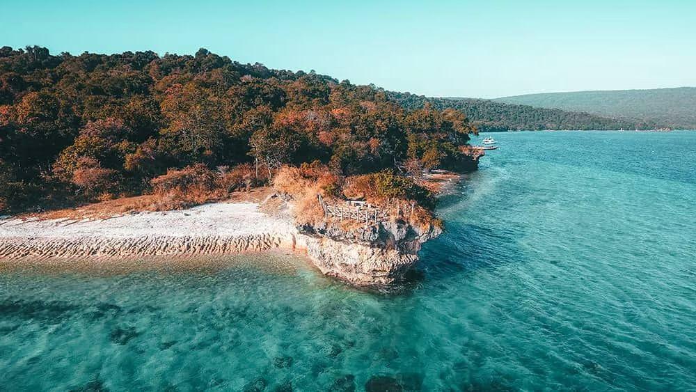 hero image for travel ideas detail