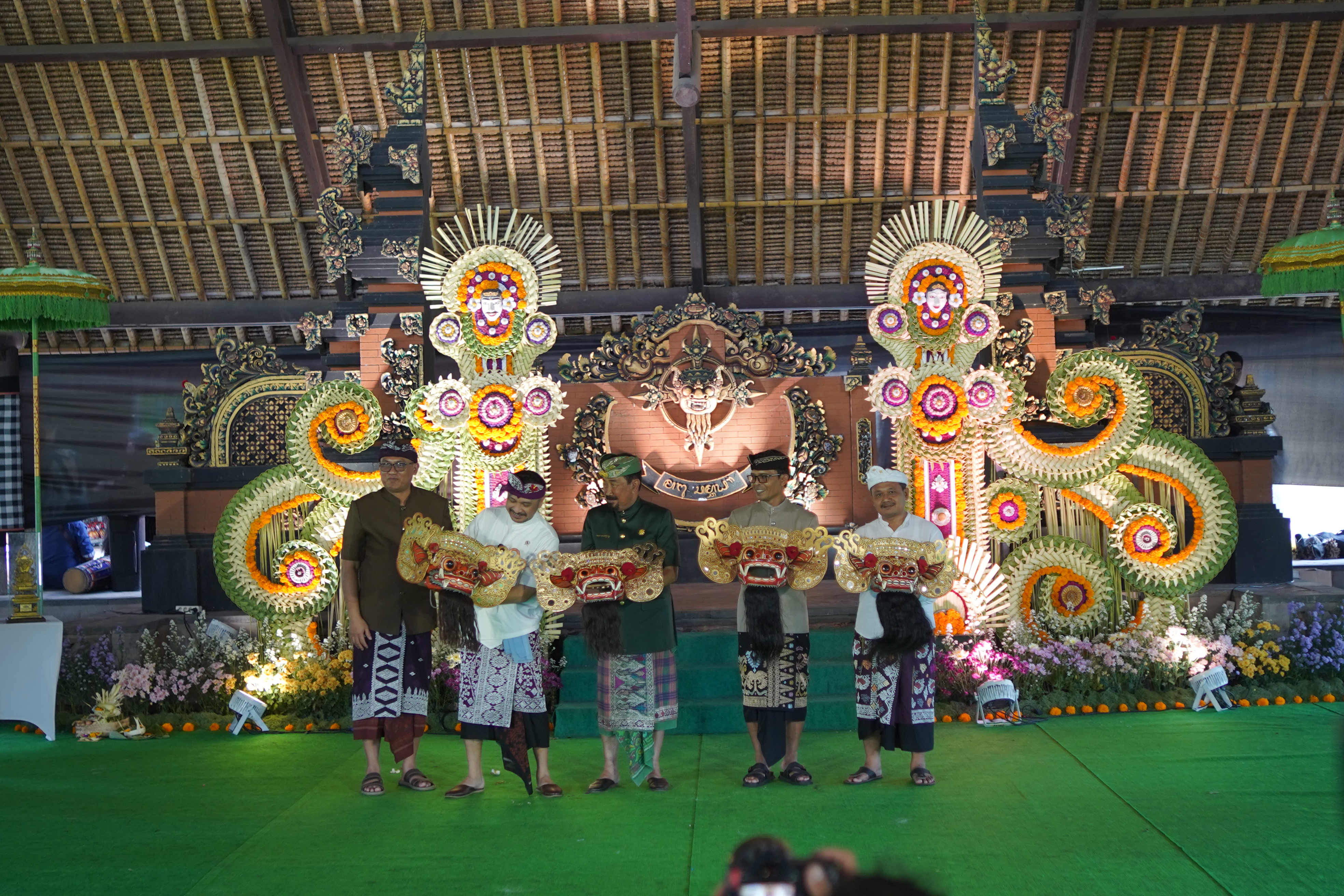Taman Ayun Barong Festival