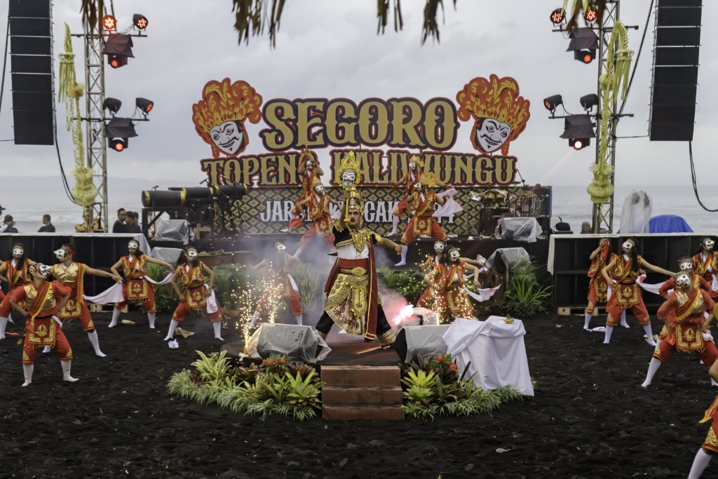 Segoro Topeng Kaliwungu