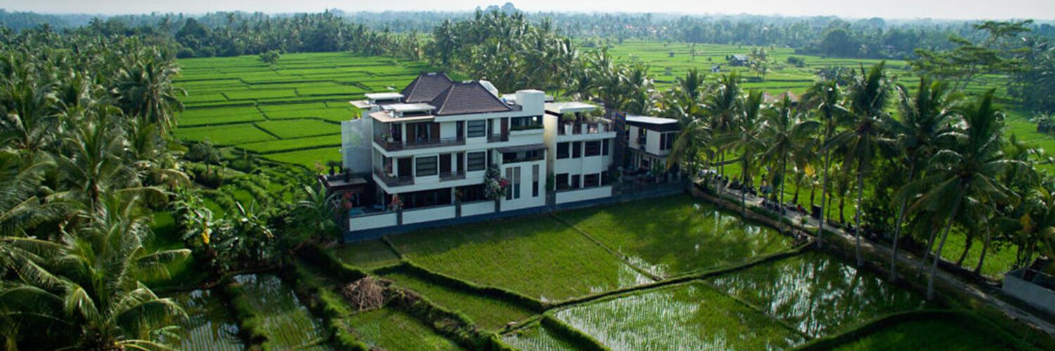 hero image for travel ideas detail