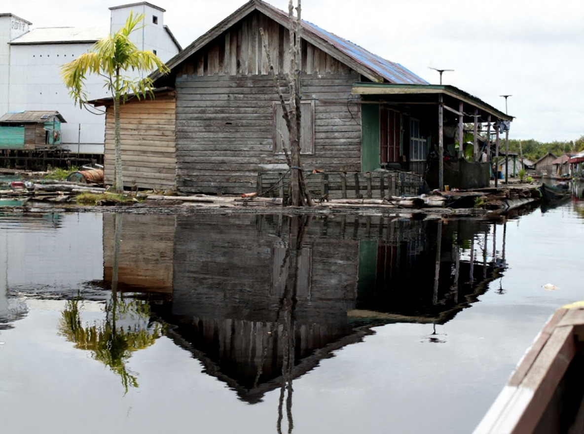 hero image for travel ideas detail