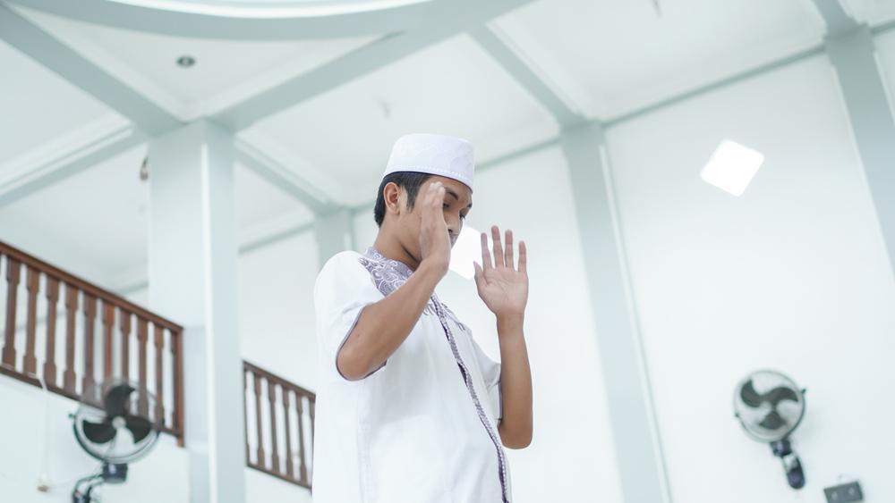 Masjid Agung Baiturrahman: Ikon Religi Poso
