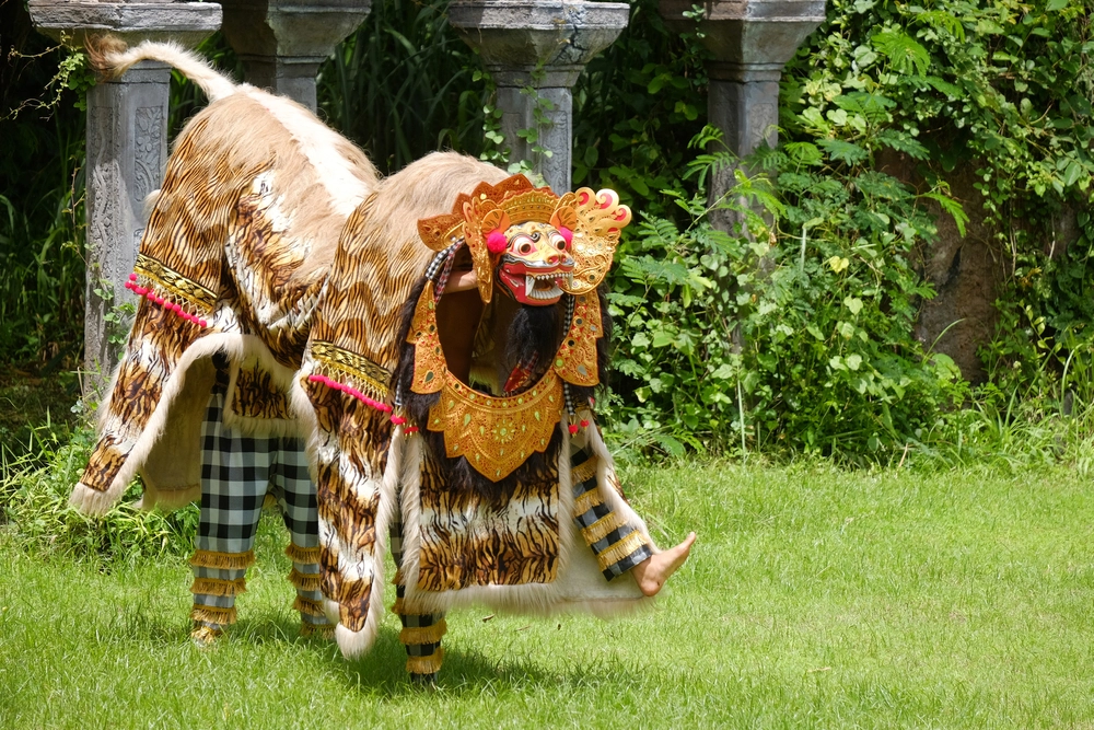 Motif Singa Barong, Simbol Keperkasaan dalam Seni Bali