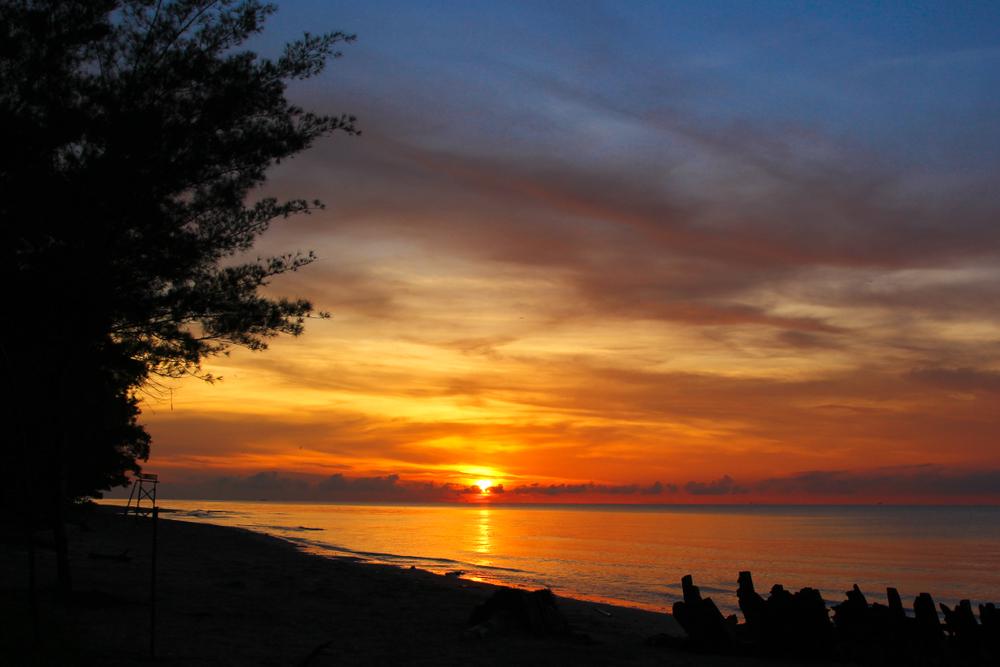 Pantai Manggar Segarasari, Pesona Pasir Putih di Balikpapan