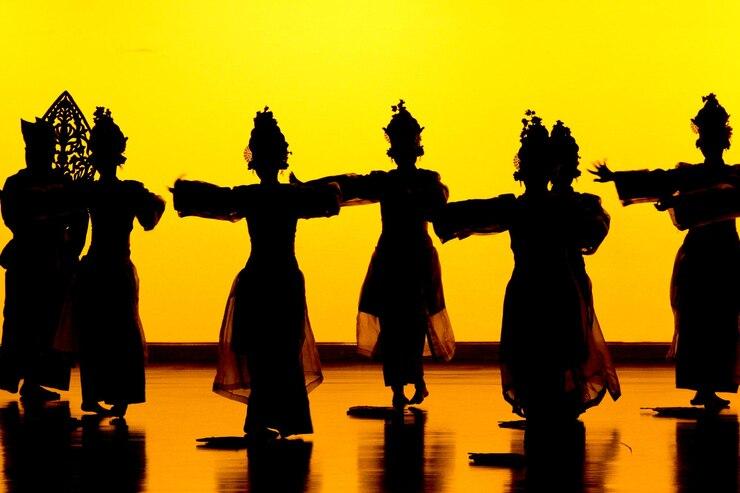 hero image for travel ideas detail