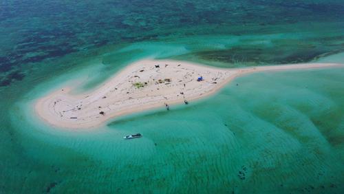 Pulau Derawan, Destinasi Wisata Bahari Populer di Kalimantan