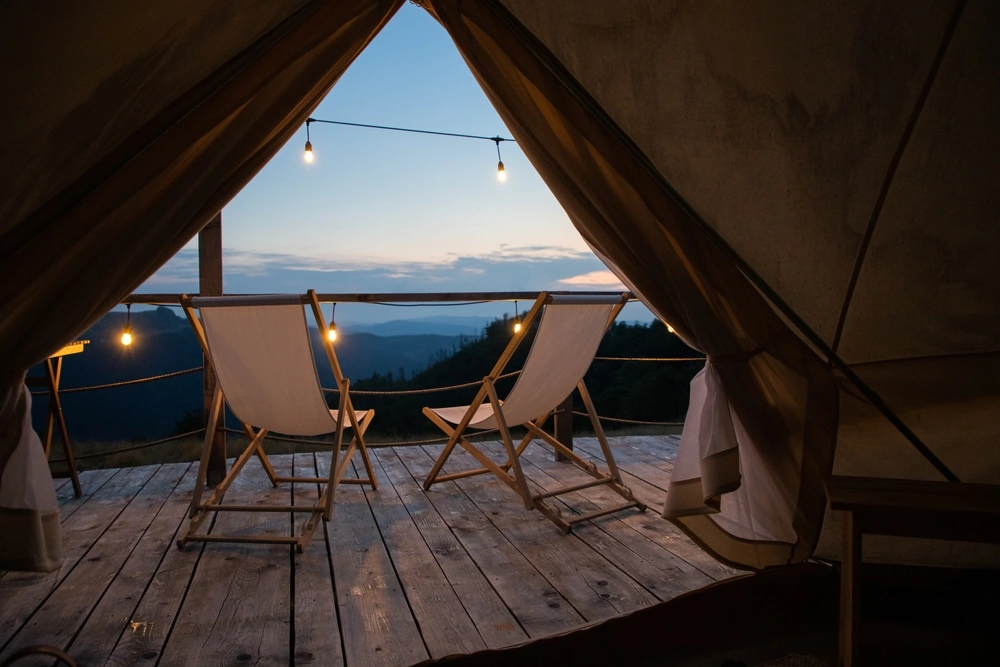 10 Glamping di Bogor untuk Liburan Bernuansa Alam