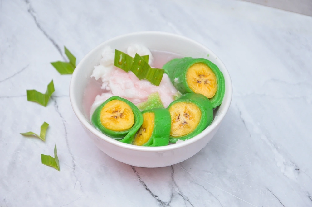 18 Makanan Khas Sulawesi Selatan: Dari Coto Makassar hingga Kapurung