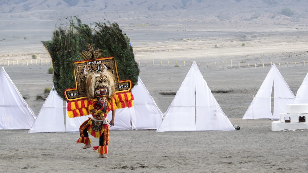 hero image for travel ideas detail