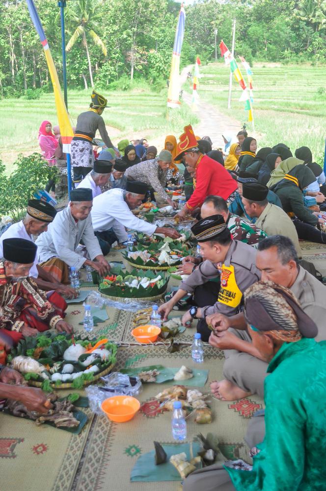 hero image for travel ideas detail