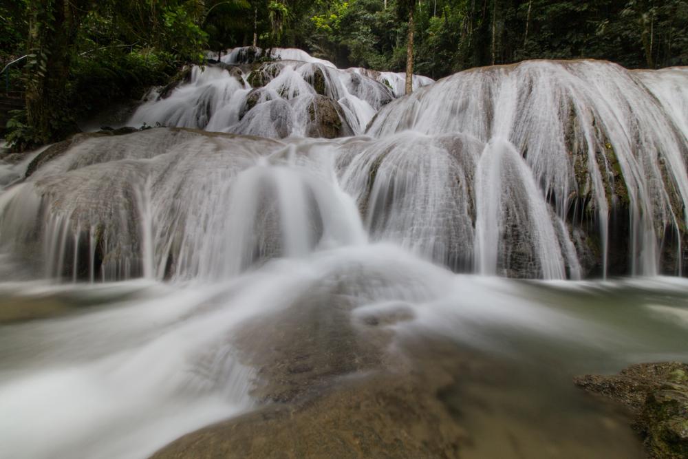 Air Terjun Saluopa