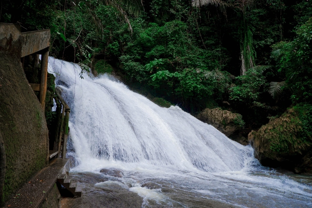 Air Terjun Lacolla, Pesona Air Terjun Bertingkat di Maros