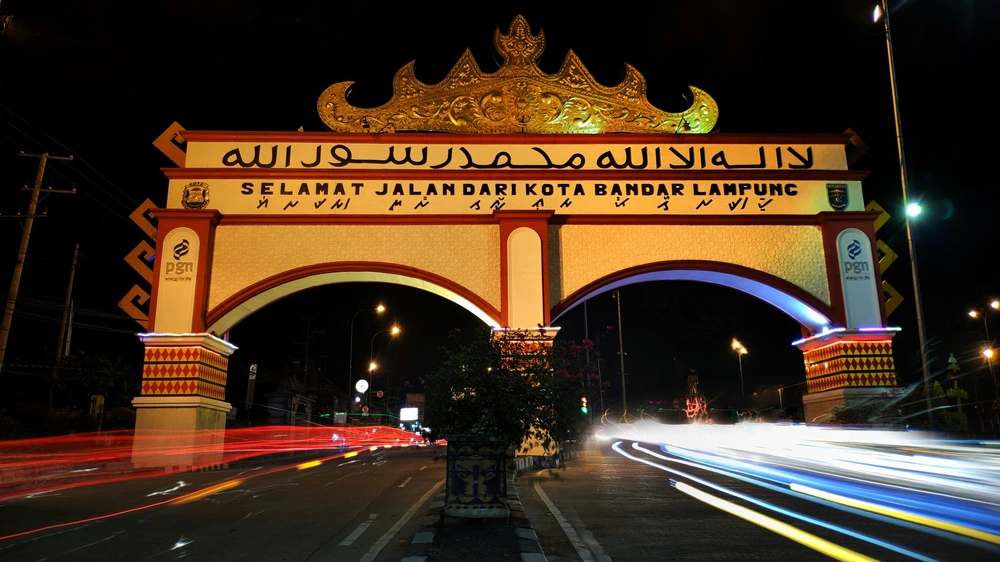 Lampung Script: A Cultural Heritage of Sai Bumi Ruwa Jurai