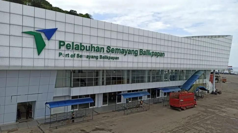 Background image for cruise banner mobile