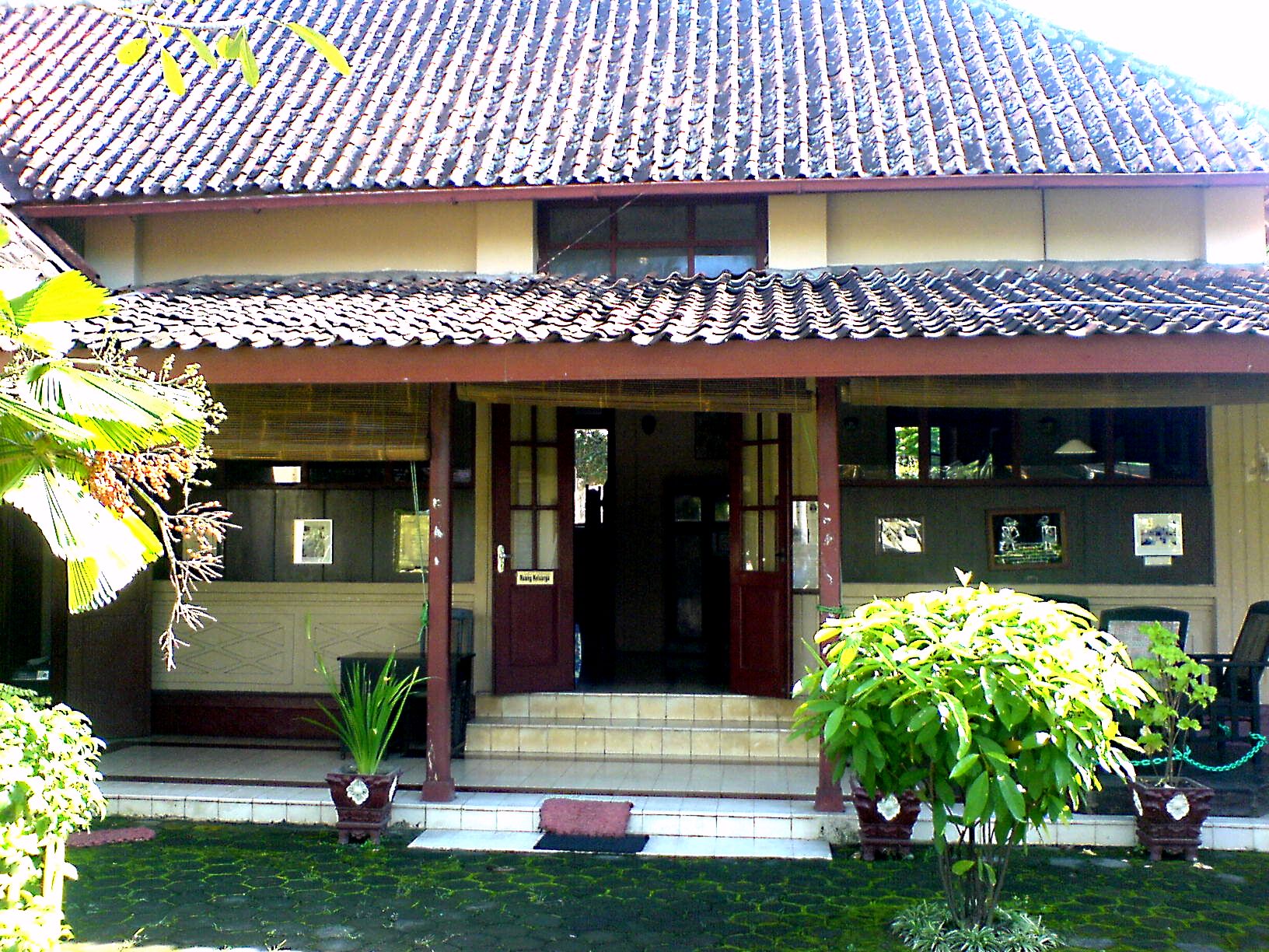 Museum Dewantara Kirti Griya