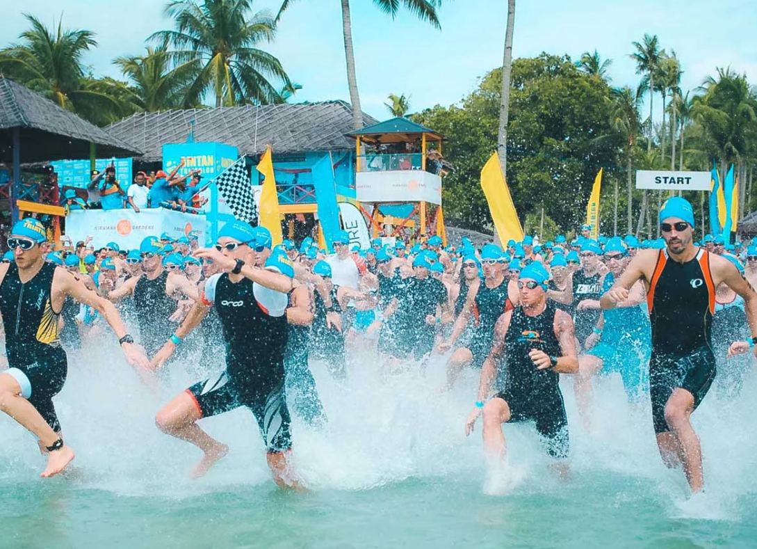 WOW! Sebanyak 400 Peserta dari 35 Negara Uji Ketahanan Fisik Demi Jadi Juara, Inilah Fakta Kemeriahan Bintan Triathlon 2024!