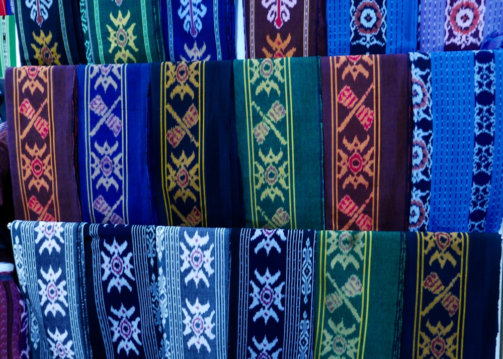 Tenun Khas Maluku