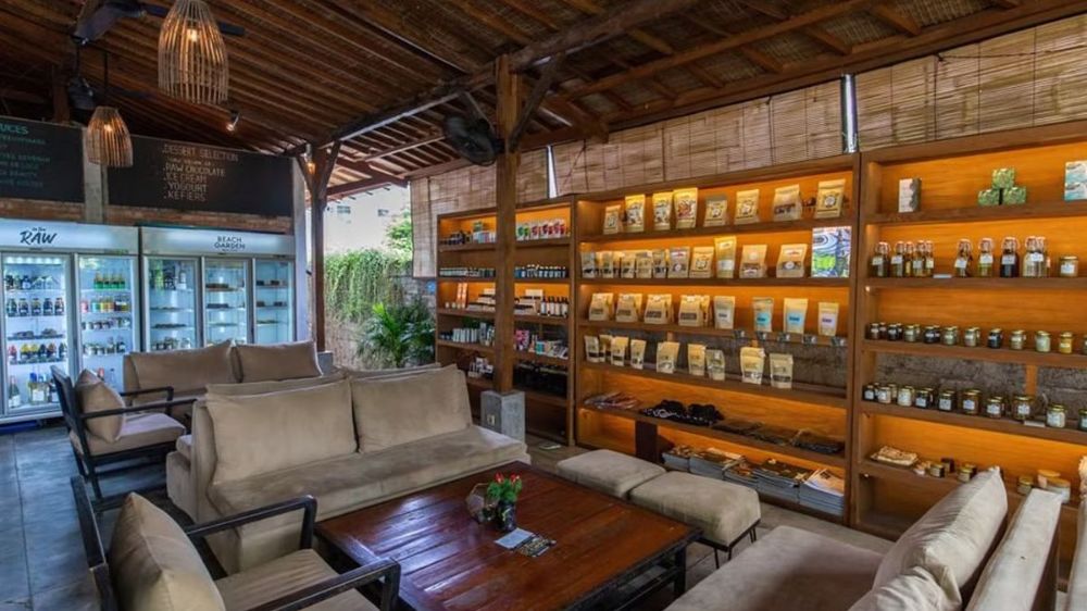 hero image for travel ideas detail