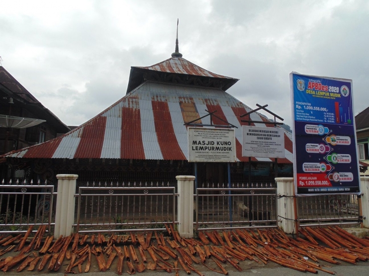 Masjid Kuno Lempur Tengah
