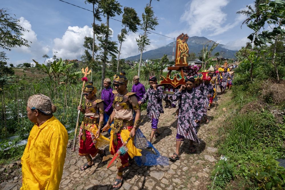 hero image for travel ideas detail