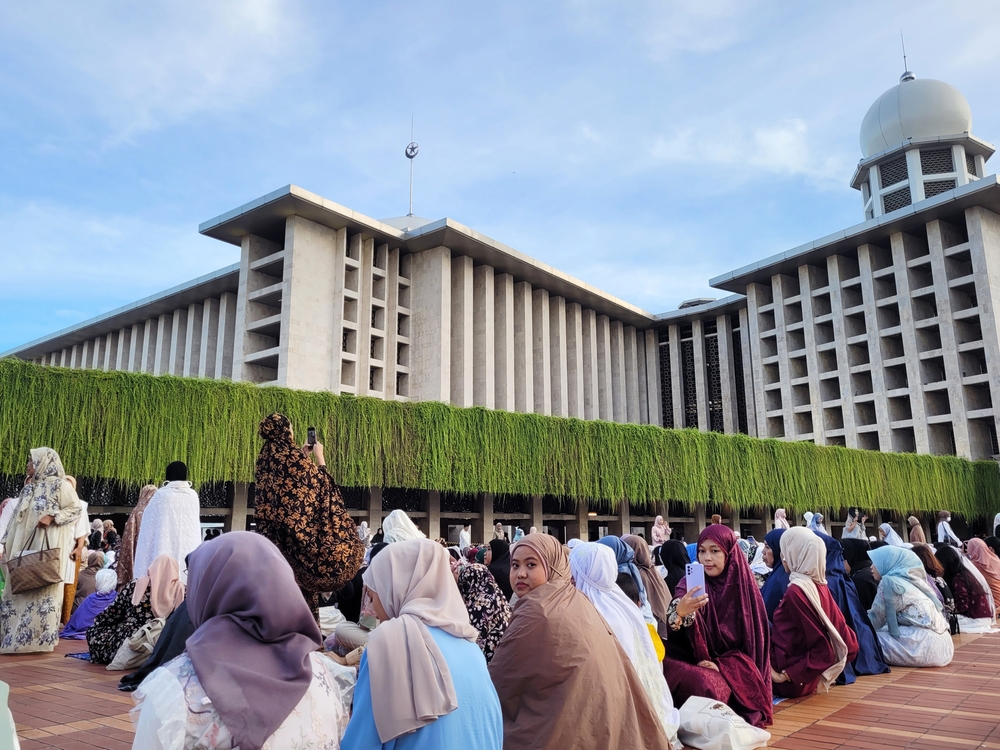 hero image for travel ideas detail