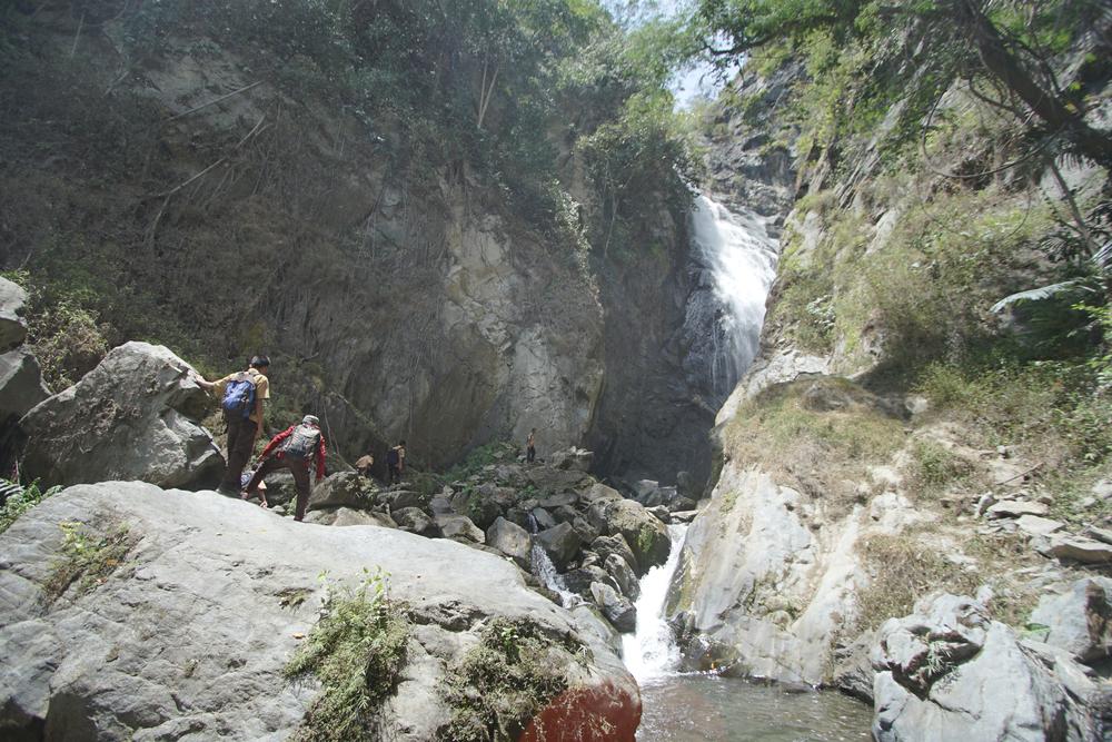 Air Terjun Wera