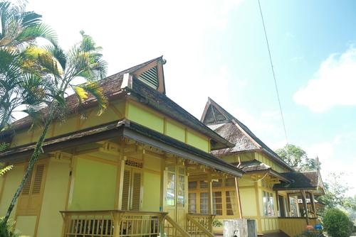 Keraton Sambaliung