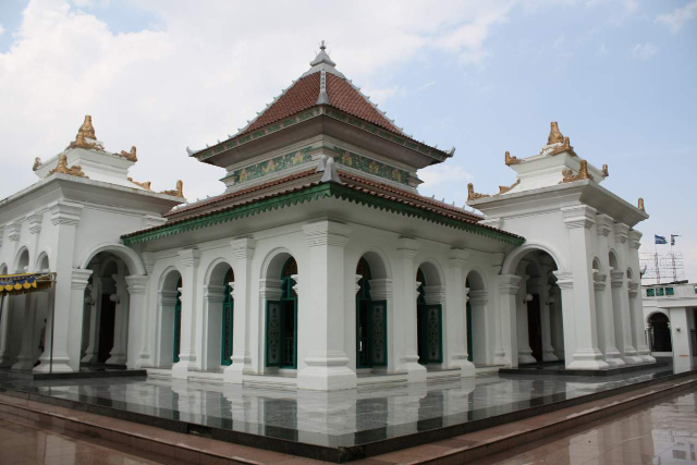 Masjid Agung Sultan Mahmud Badaruddin Jayo Wikramo