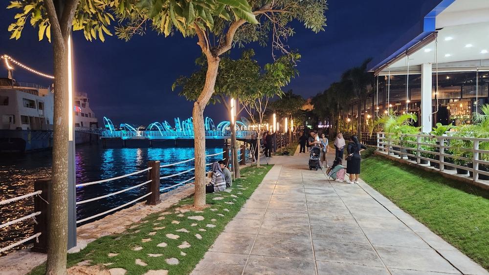 The Promenade