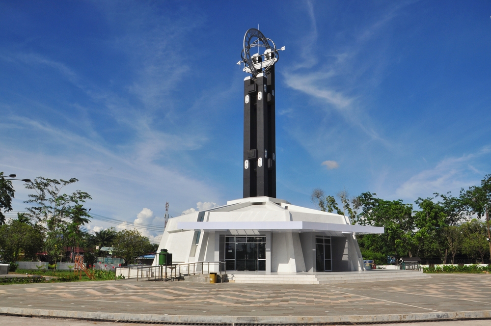 Mengenal Tugu Khatulistiwa Pontianak: Sejarah, Filosofi Tugu, Fakta Unik, dan Tips Berwisata
