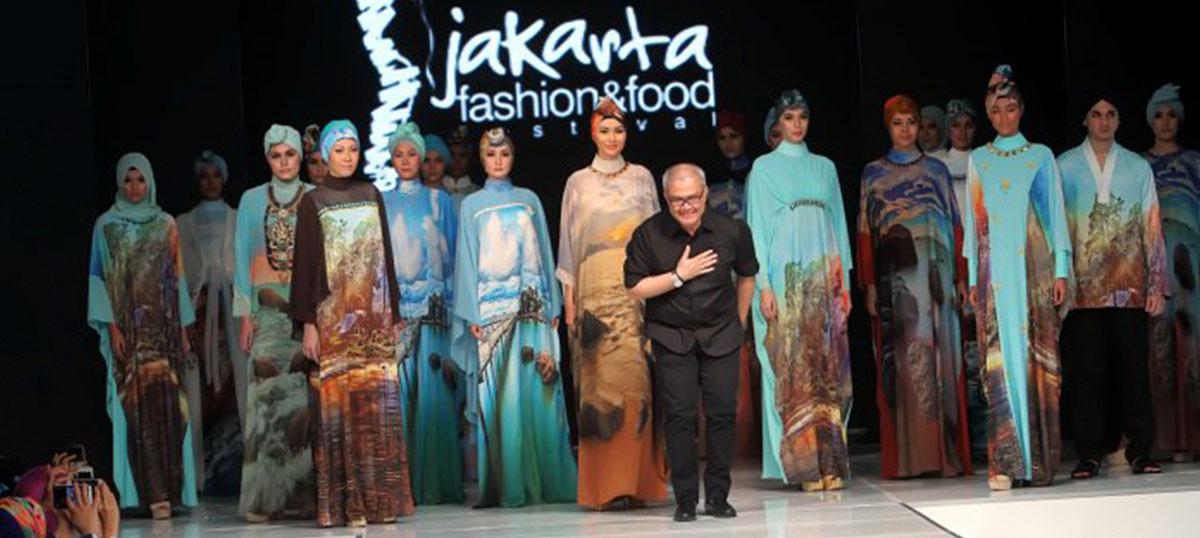 hero image for travel ideas detail