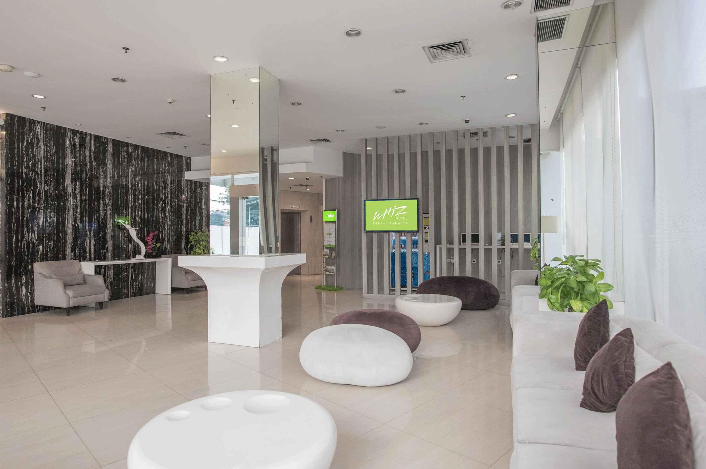 Whiz Hotel Cikini Jakarta