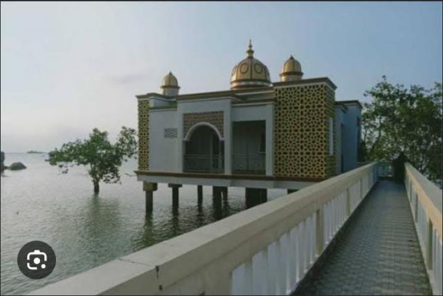 Masjid Apung Belinyu / Masjid Al-Kautsar