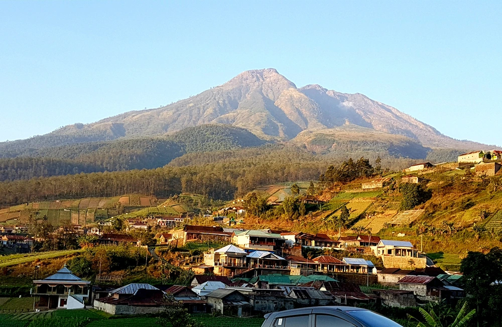 Gunung Lawu: Explore Its Beauty Through Hiking Trails