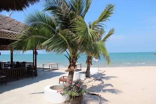Pantai Bandara