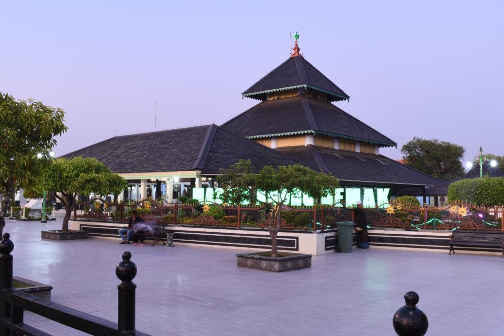 Masjid Agung Demak: Saksi Bisu Penyebaran Islam di Pulau Jawa