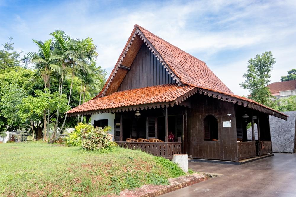 hero image for travel ideas detail