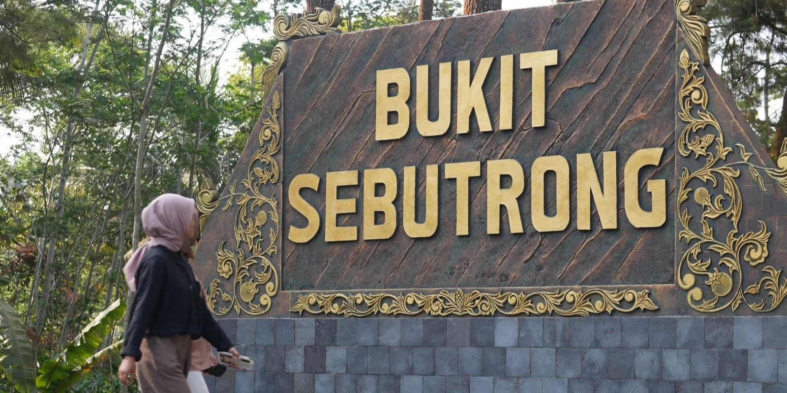 hero image for travel ideas detail