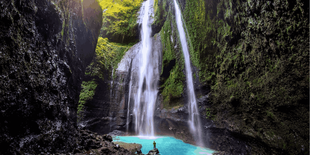 hero image for travel ideas detail