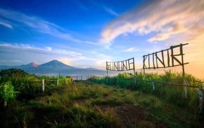 hero image for travel ideas detail