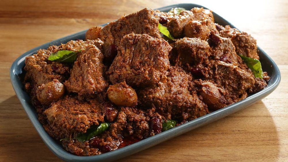 10 Makanan Khas Sumatera Barat yang Menggoyang Lidah