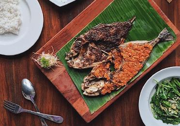 إحدى عشر مطعم متخصص بالذوق الإندونيسي قبل أن تغادر جاكرتا